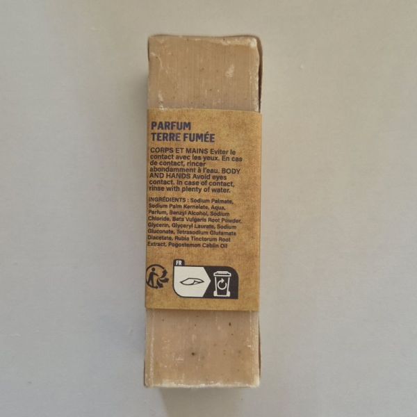 Mas Du Roseau savonnette papyrus parfum terre fumée