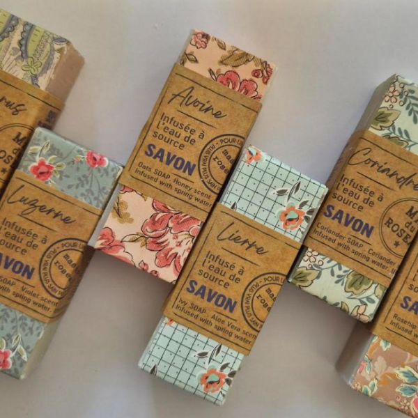 Mas Du Roseau savonnette luzerne parfum violette